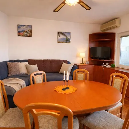 Salis - 50m From The *