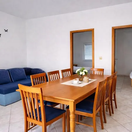 Salis - 50m From The فير