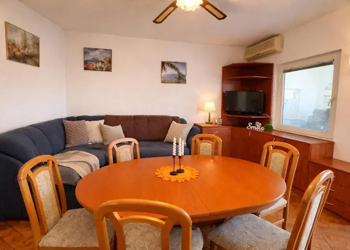 Salis - 50m From The *