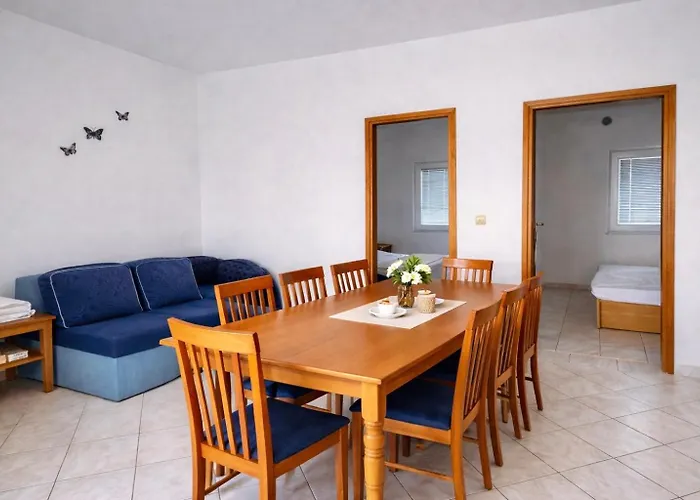 Salis - 50m From The Vir